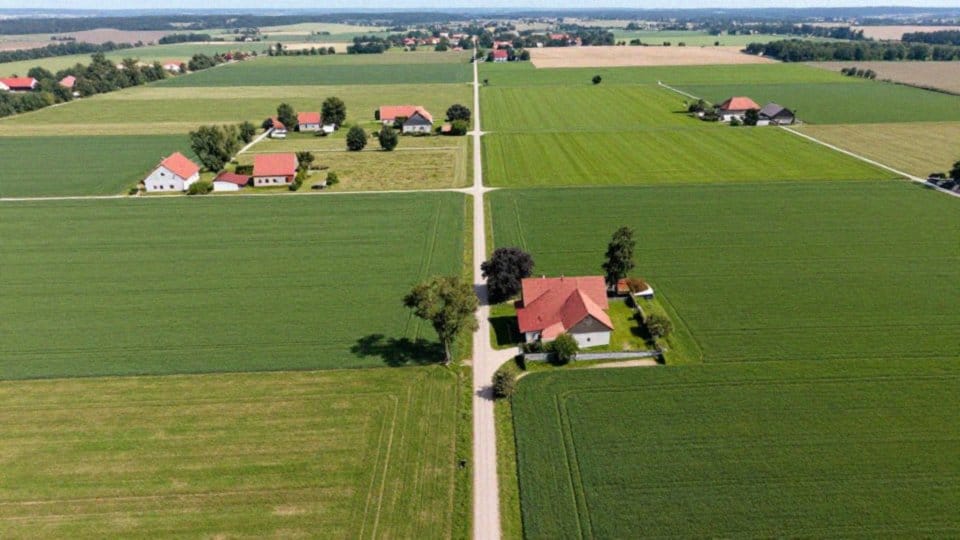 Kiedy można żądać ustanowienia drogi koniecznej?