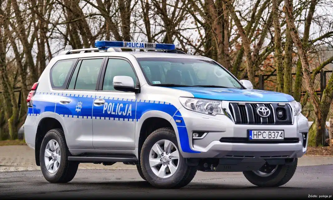 Dzielnicowi Policji w Jastrzębiu-Zdroju na spotkaniu z rodzicami